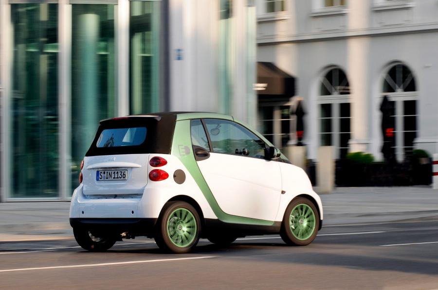  Smart ForTwo Electric Drive 2009 года  (фото 18 из 42)